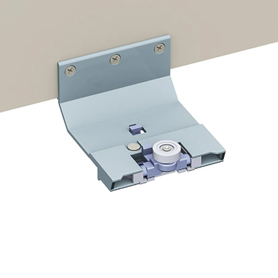 Evolution lower carriage with its automatic locking hook and wheel Evolution lower carriage with its automatic locking hook and wheel